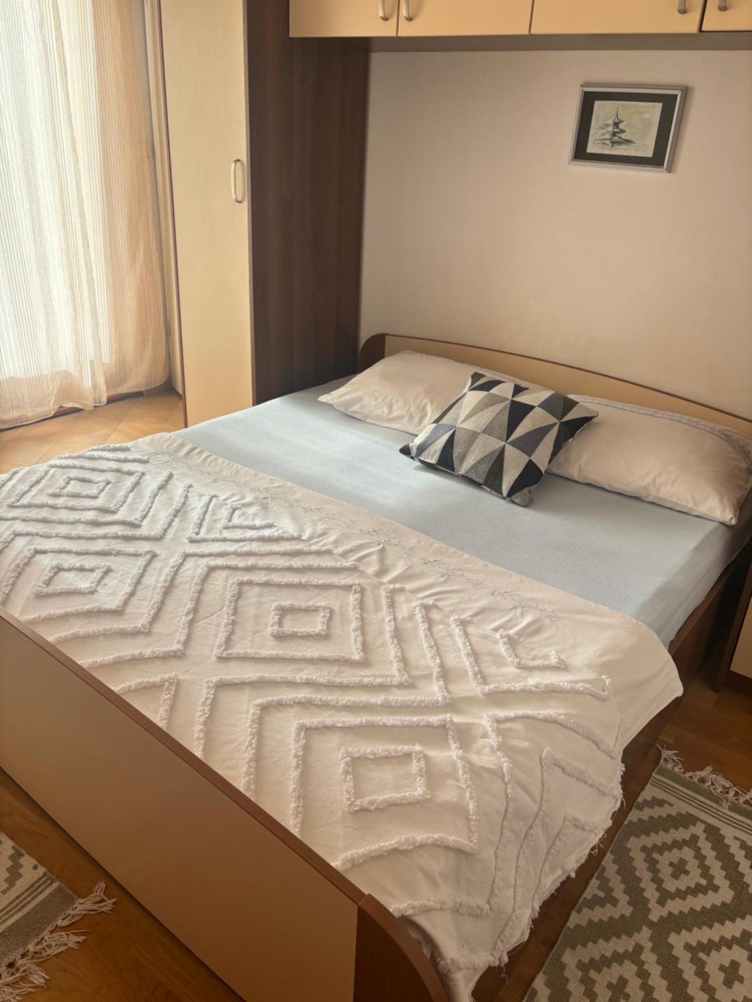 Apartmani Josipovic Baska Voda Bagian luar foto